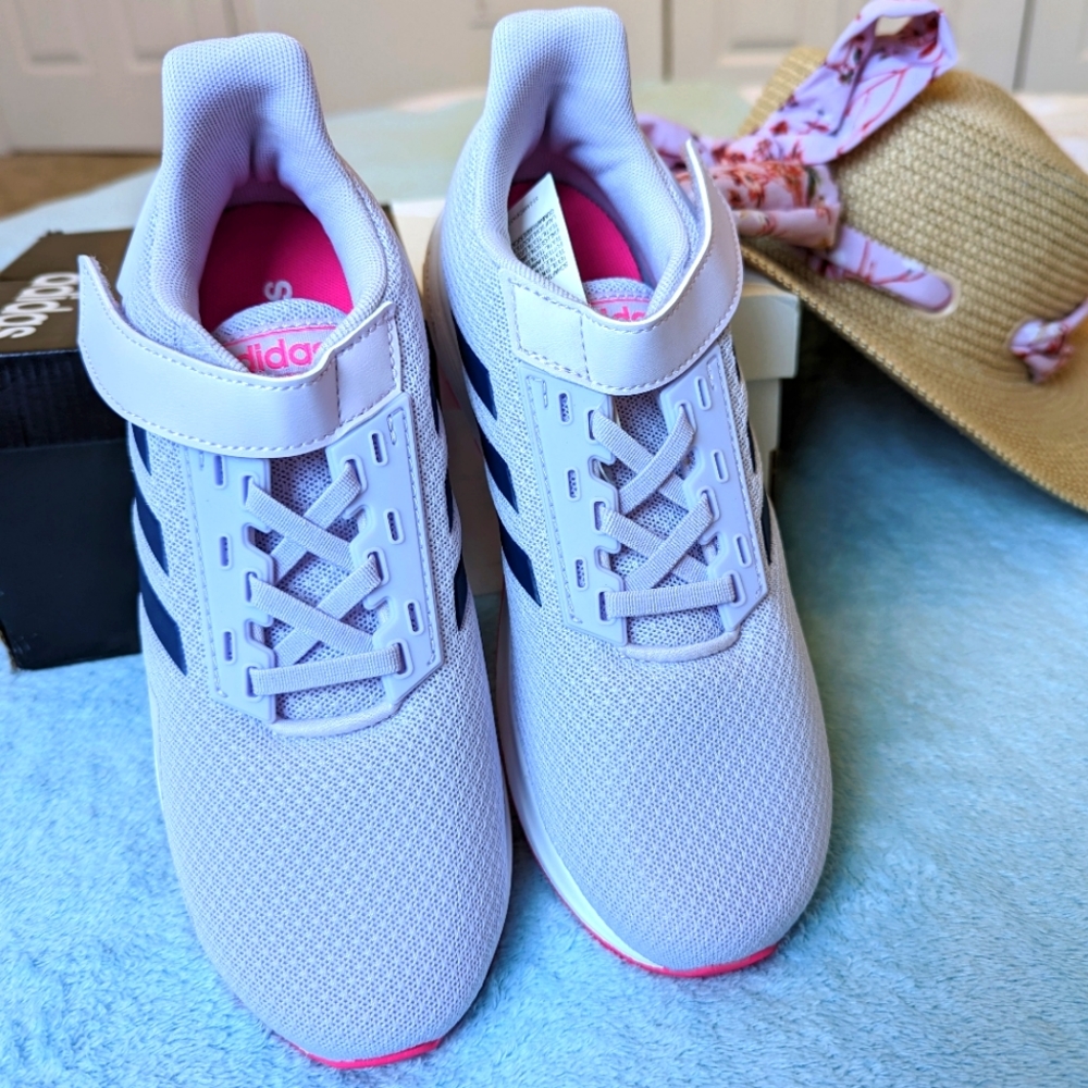 NWT ADIDAS Kids Purple Duramo 9 C size 3 unisex running shoes